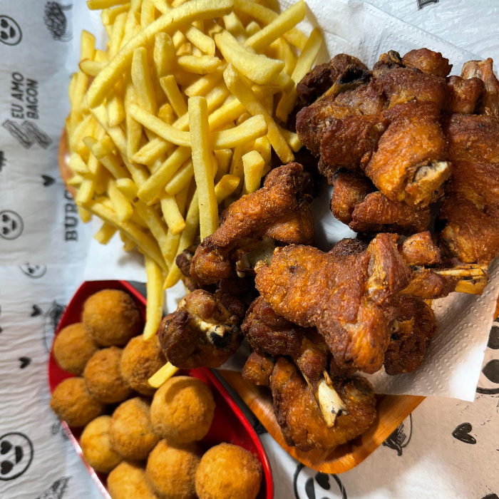 1KG FRANGO A PASSARINHO+ 500GR BATATA+ 400GR BOLINHO DE QUEIJO