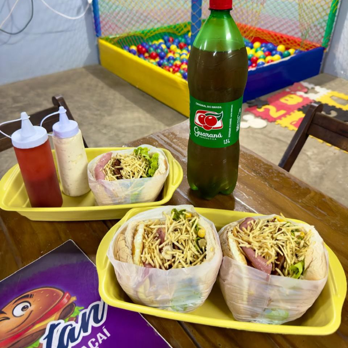 3 X-TUDO + REFRI 1,5L