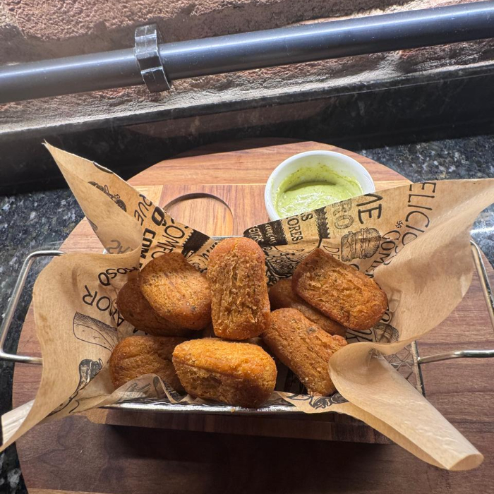 BOLINHO DE BACALHAU DA CASA