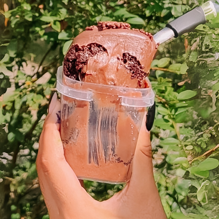 BOLO NO POTE DUPLO CHOCOLATE