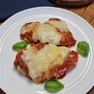 FILÉ DE FRANGO À PARMEGIANA SADIA 500G QUENTINHO!