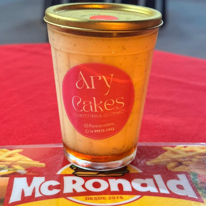 PUDIM NINHO COM FRUTAS VERMELHAS