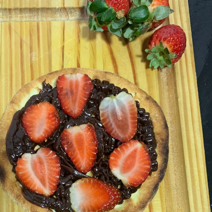 MORANGO COLHIDO AO LUAR EM DOMINGOS MARTINS