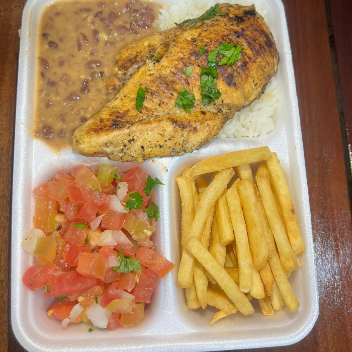 PEITO DE FRANGO GRELHADO
