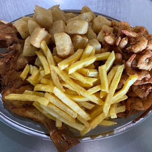 PEROÁ COM CAMARÃO