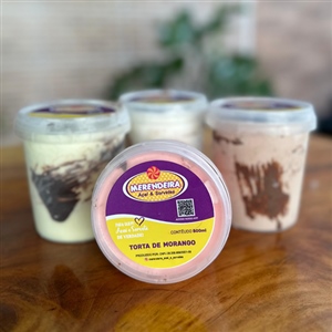 SORVETE 500ML TORTA DE MORANGO