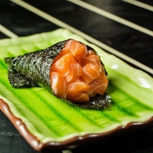 TEMAKI SALMÃO