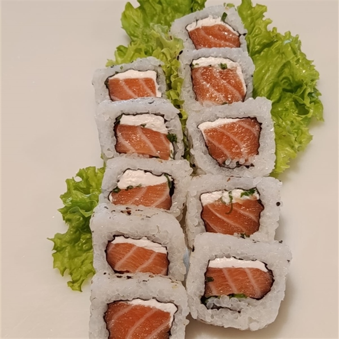 URAMAKI FILADÉLFIA
