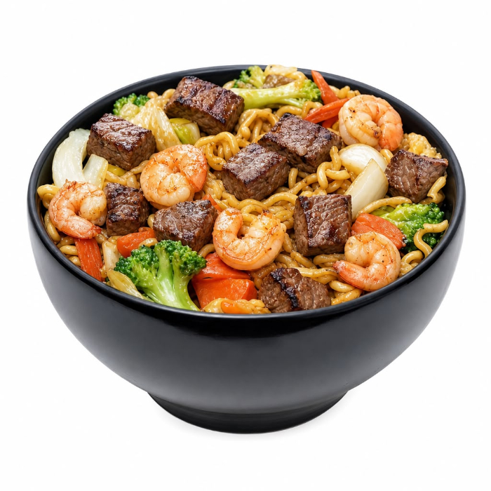YAKISOBA SURF 'N' TURF (CARNE BOVINA E CAMARÃO