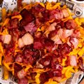 23 - BATATA FRITA COM CHEDDAR E BACON - G