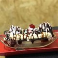 BANANA SPLIT