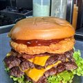 BURGUER DO MES ## LIMITADO POR DIA # MR SUPREME BURGUER