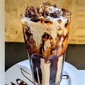 CAPPUCCINO SHAKE COM BROWNIE