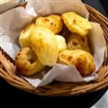 CESTINHA DE MINI PÃO DE QUEIJO