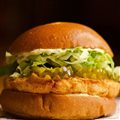 CHICKEN BURGER
