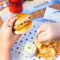 COMBO FISH BURGUER + COCA-COLA LATA + BATATA CHIPS