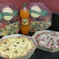COMBO N°2: 1 Pizza PORTUGUESA + 1 Pizza de PRESUNTO E QUEIJO + 1 Refrigerante 2 litros Promocional + Borda GRÁTIS com Catupiry