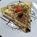CREPE DE CHOCOLATE AO LEITE COM MORANGOC
