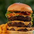 FRANGO'S TRIPLO BURGER