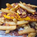FRITAS COM CHEDDAR E BACON
