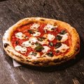 PIZZA MARGHERITA