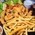 PEIXE COM FRITAS