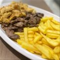 PETISCO ECONÔMICO (300GR CORAÇÃO+300GR FRANGO+FRITAS P)