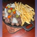 PICADINHO DE BOI COM FRITAS