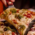 PIZZA BRÓCOLIS COM BACON