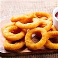 Porção de onion rings