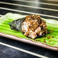TEMAKI SALMÃO FLAMBADO COM PORÓ