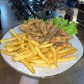 TIRAS DE TILÁPIA E FRITAS